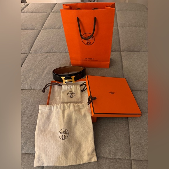 AUTHENTIC Hermes Reversible Belt - Picture 5 of 11